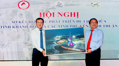 Hợp lực đưa du lịch phát triển bền vững