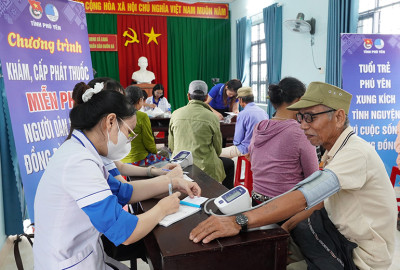 Cùng sẻ chia nghĩa tình mùa xuân