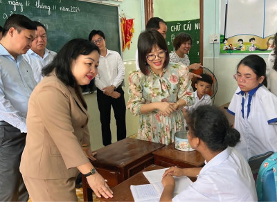 Cô giáo trẻ trên hành trình của trái tim